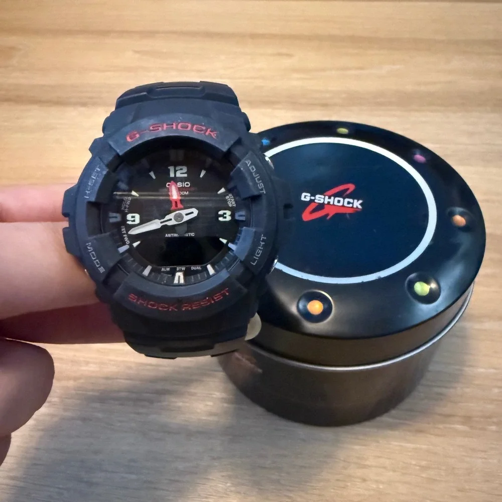 Casio G-Shock G-100 Watch Black Red Analog Digital Shock Resist 5158 with Tin